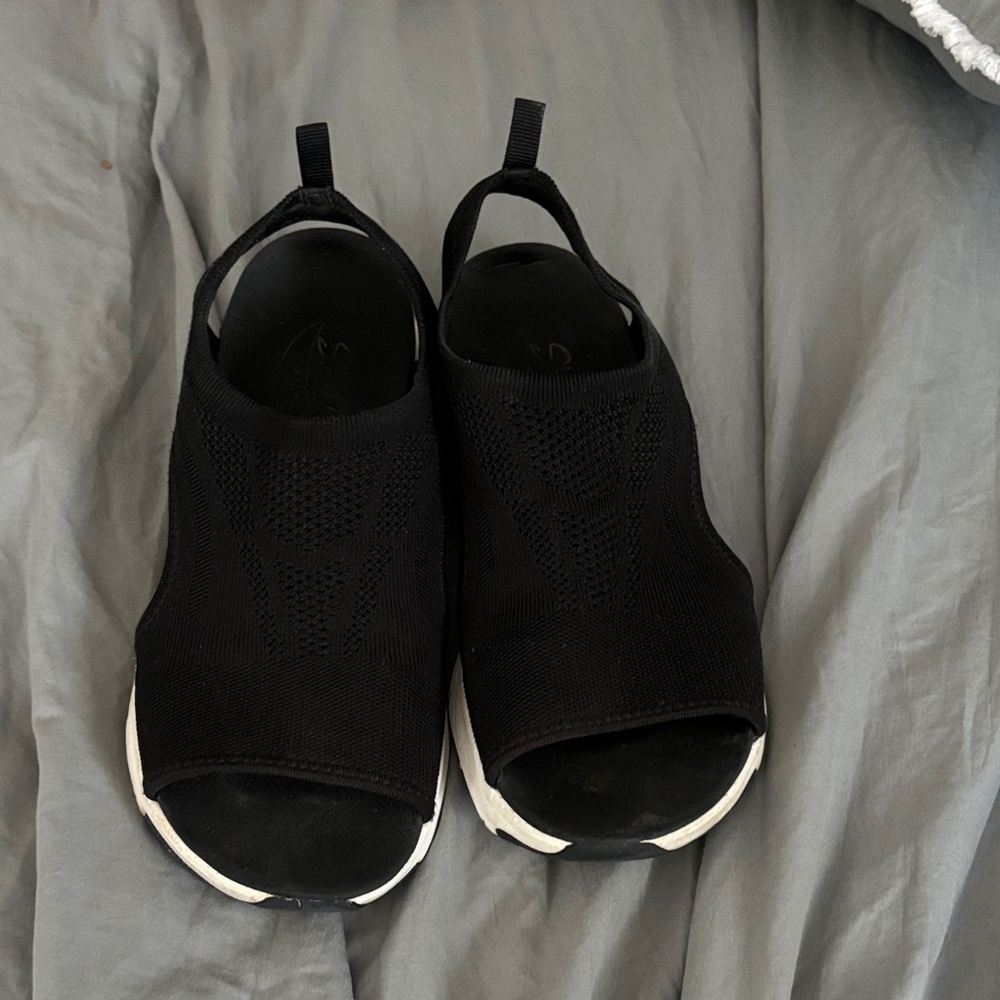 Women's Black Skechers Sling Athletic Shoes